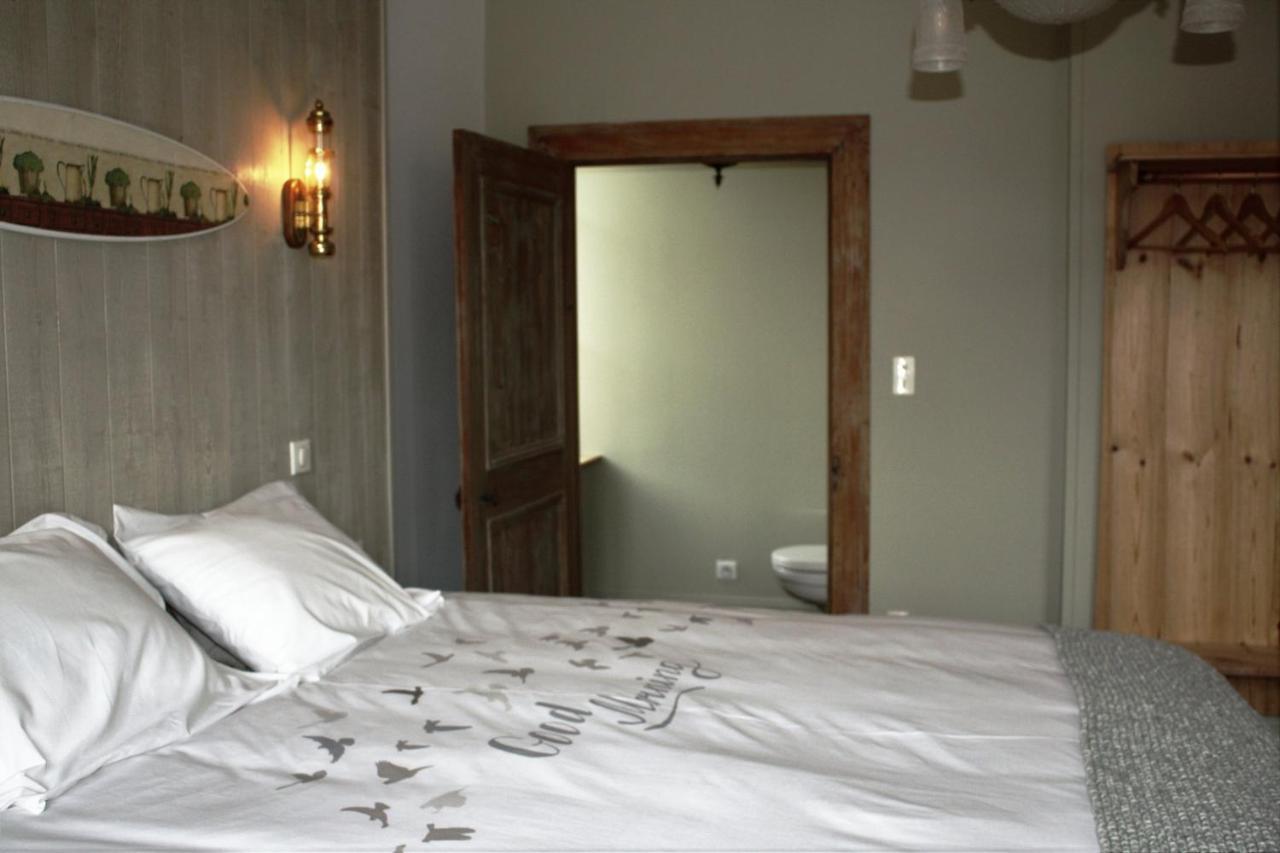 Confracourt Le Vieux Presbytere מראה חיצוני תמונה