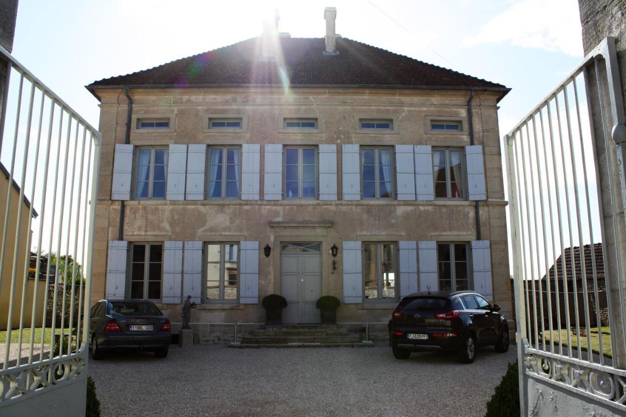 Confracourt Le Vieux Presbytere מראה חיצוני תמונה